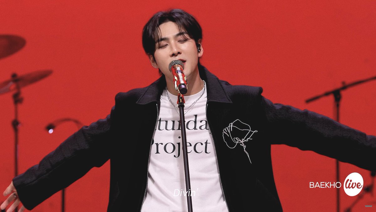 bbbjeejuu's tweet photo. Luv his fashion style https://t.co/EcmsZjpxDD