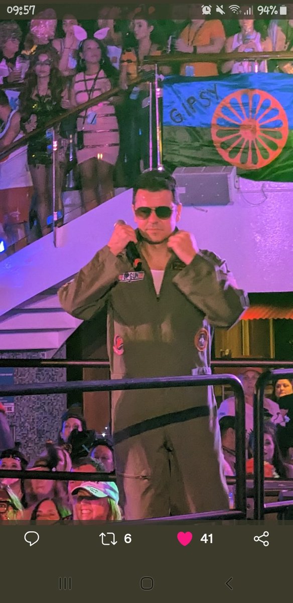 julielushjordan's tweet photo. 'Survive You' has just gone up a level
#Jordanknight β€β€ #ToDamnHot π₯π₯π₯π₯ #MyHeartCantTakeIt π
β€π₯β€π₯β€π₯β€π₯β€π₯ https://t.co/mRx1I0c2LI