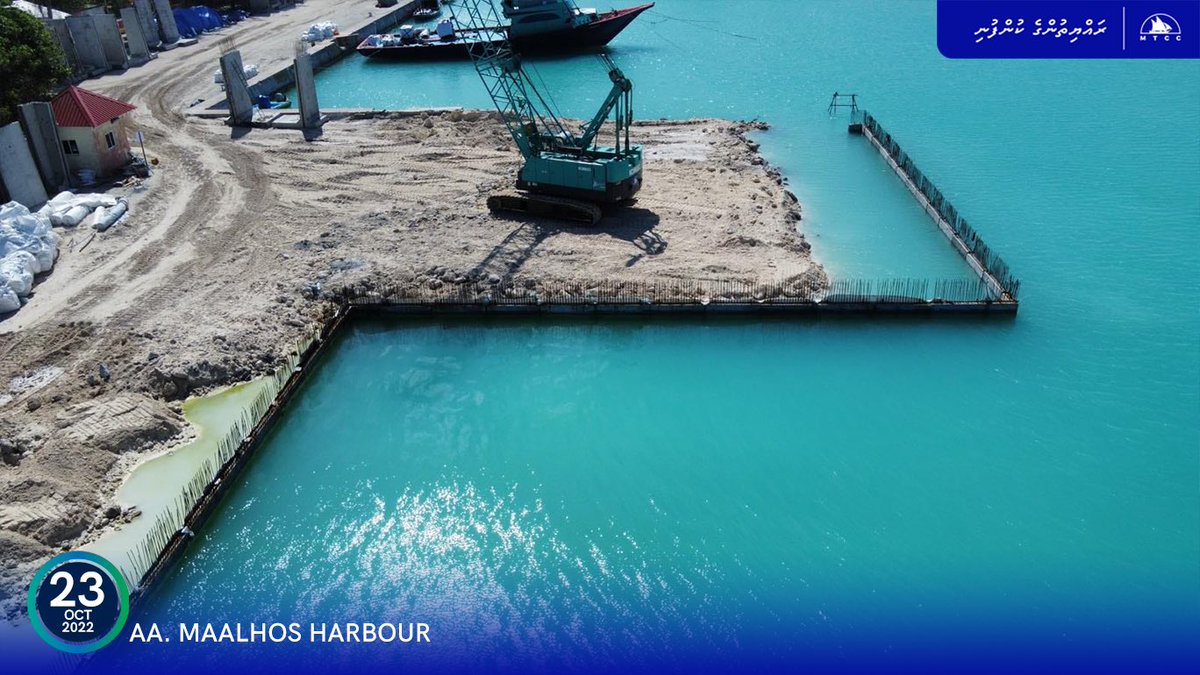 MTCCPlc's tweet photo. Aa. Maalhos Harbor Development Project is currently under way with overall 66% project completion. Quay Wall block installation is currently ongoing at the site with 41% completion.
#MTCCProjects #RayyithungeKunfuni https://t.co/ifR4MVqC95