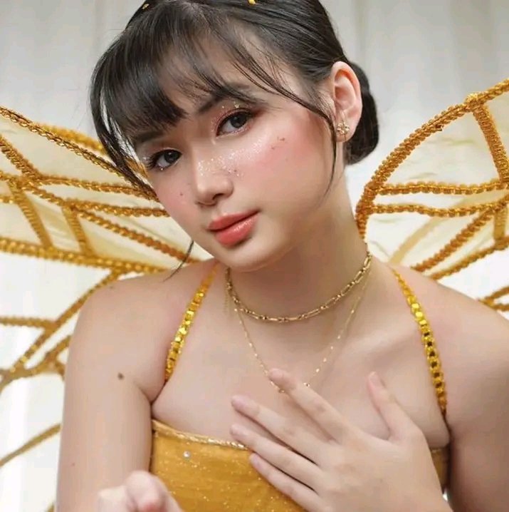 The only one Fairy Tale

#TheSparkleSpell
TEAMJOLLY SPARKLESPELL
<a href="/realsofiapablo/">Sofia Pablo</a>
<a href="/itsmeallenansay/">Allen Ansay</a>
<a href="/Sparkle_GMA/">Sparkle GMA Artist Center</a>
<a href="/gmanetwork/">GMA Network</a>