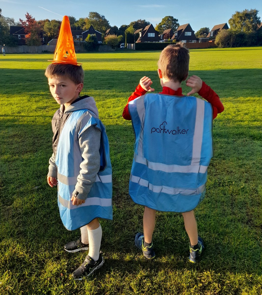 Who was at junior parkrun today and was it to #parkwalk? 🌳 #loveparkrun