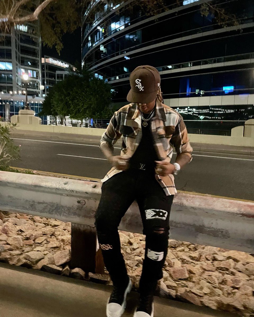 Kayykaay__'s tweet photo. Turn Up On Fashion, Invest In The Place 😮‍💨🧸💸 https://t.co/KAwQ6WAFus