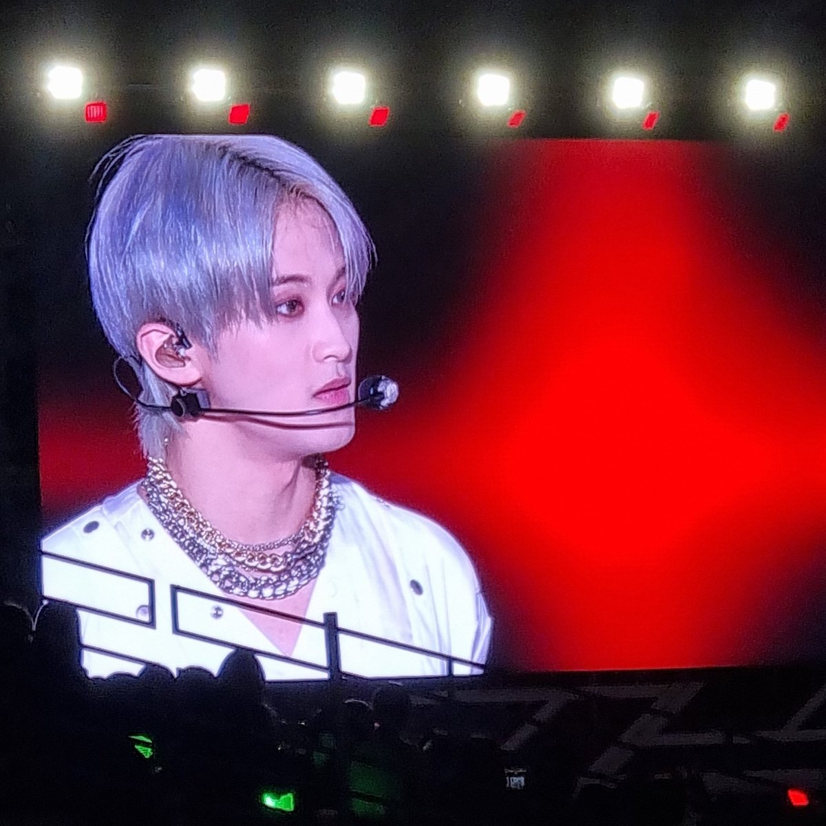 from_heather_j's tweet photo. 얘들아씨빨우리마크천사야 https://t.co/iRWiAWcYFJ