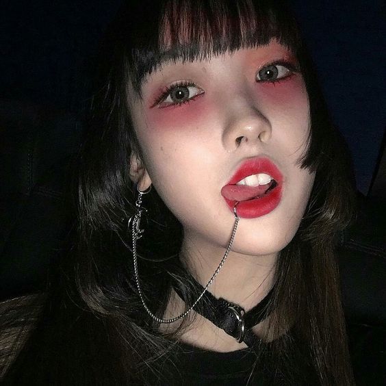 Limonbay's tweet photo. Cadenas al labio
#piercings #piercing #estilo #look #lookdodia #piercinglabio #cadenas #belleza #chica #girl #beatiful #limonbay #ventaonline #bellezanatural #miradas #perfect #maquillaje https://t.co/YOAtsAReQx
