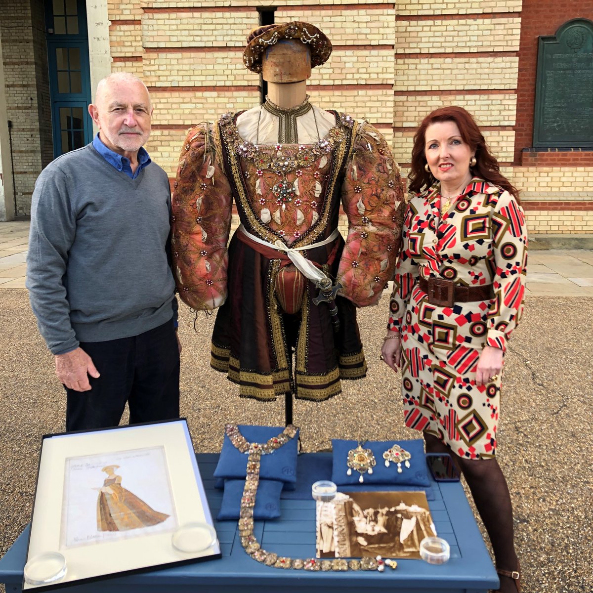 Don't miss tonight's special #BBC100 episode of @BBC_ARoadshow, featuring costumes by Ann & John Bloomfield (preserved by #BFINationalArchive), who worked on many ground-breaking BBC dramas including The Six Wives of Henry VII theb.fi/3SfBQzw