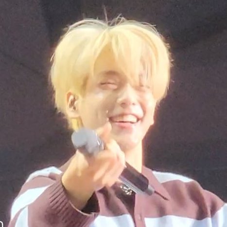 soobinviral's tweet photo. he’s so fluffy https://t.co/gBUccnO5qZ