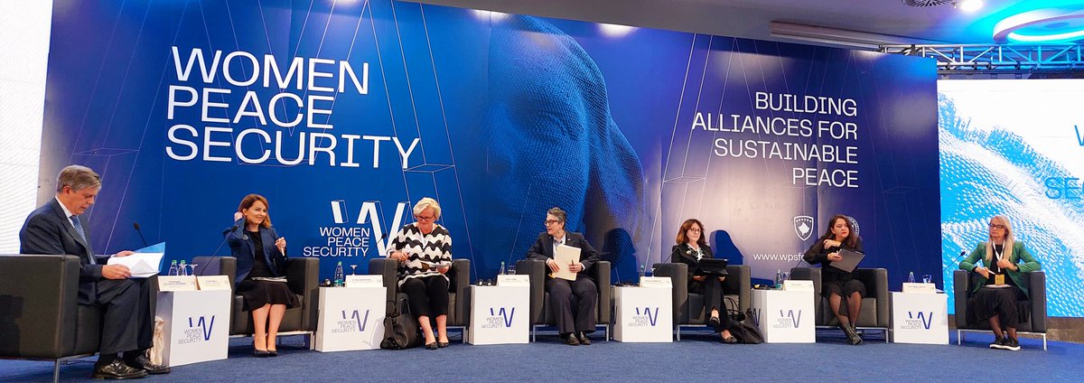 EULEXKosovo's tweet photo. #HappeningNow: Women, Peace &amp; Security Forum

@LarsGWigemark moderates the panel “The plague of violence against women during wars &amp; the aftermath” w/ @Nitashala, @Nina_Nordstrom, @DubravkaSRVAW, @tanyadomi, Tijana Simic &amp; @KGSCenter's Luljeta Demolli.
#WPSRKS2022 @Presidenca_RKS https://t.co/qoXAd7bmjk