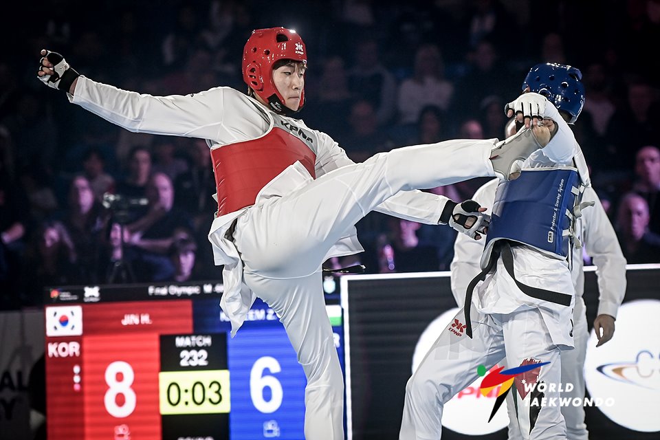 Images from Day 2 of the Manchester 2022 World Taekwondo Grand Prix! You can find more photos on the WT Website: bit.ly/3TKyndB #WorldTaekwondo #Taekwondo #ManchesterWTGP @britishtaekwondo @gbtaekwondo