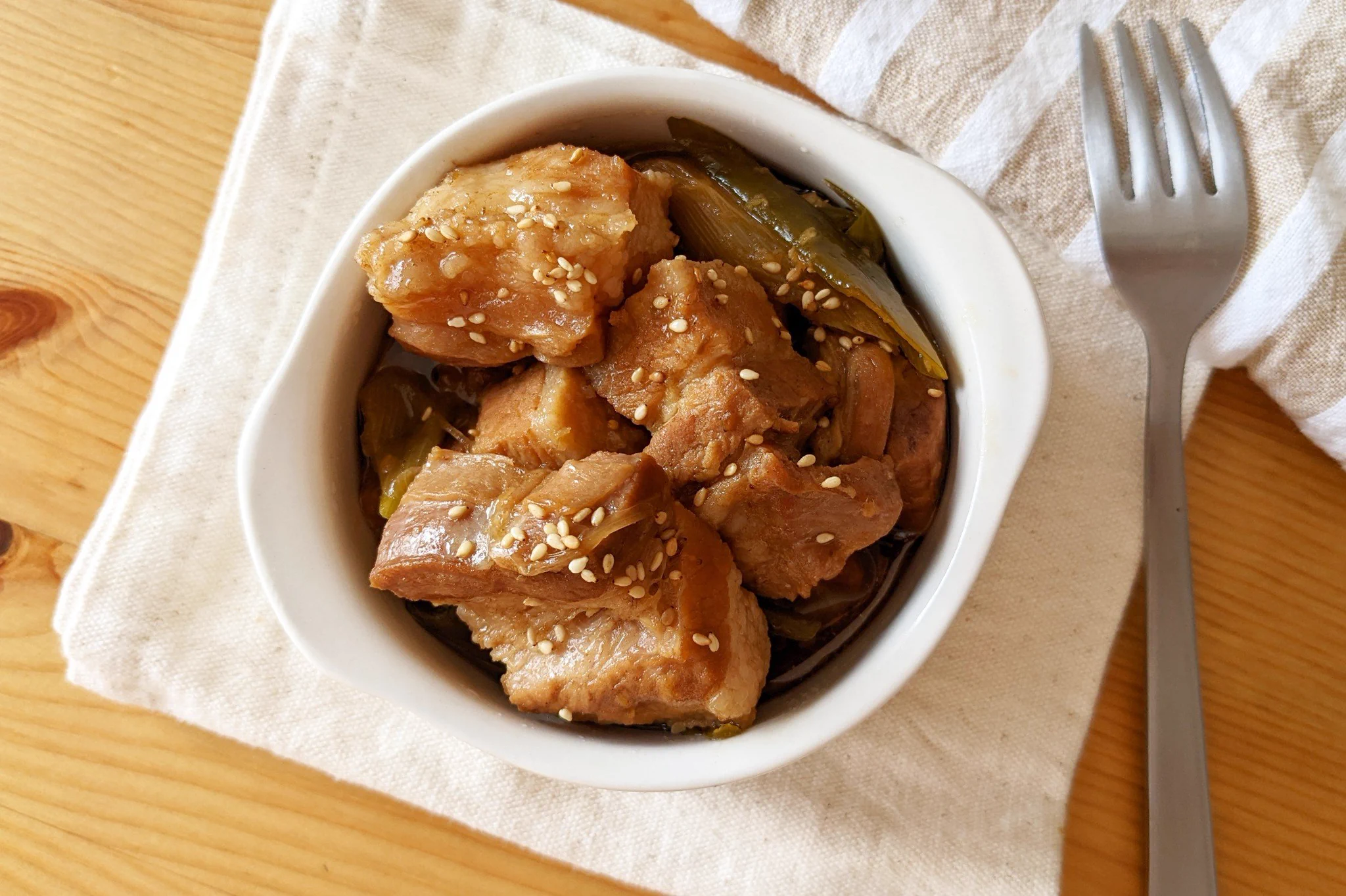 全て炊飯器にお任せ！本格的な、とろとろ角煮レシピ。