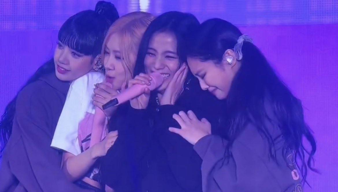 an__ninn's tweet photo. 98line
♡Ariana
♡BLACKPINK
♡aespa

いっしょに好きのなかで溺れましょ

#Ari #BLINK #MY  
#f4f #好きで繋がりたい https://t.co/jww8e5hayN