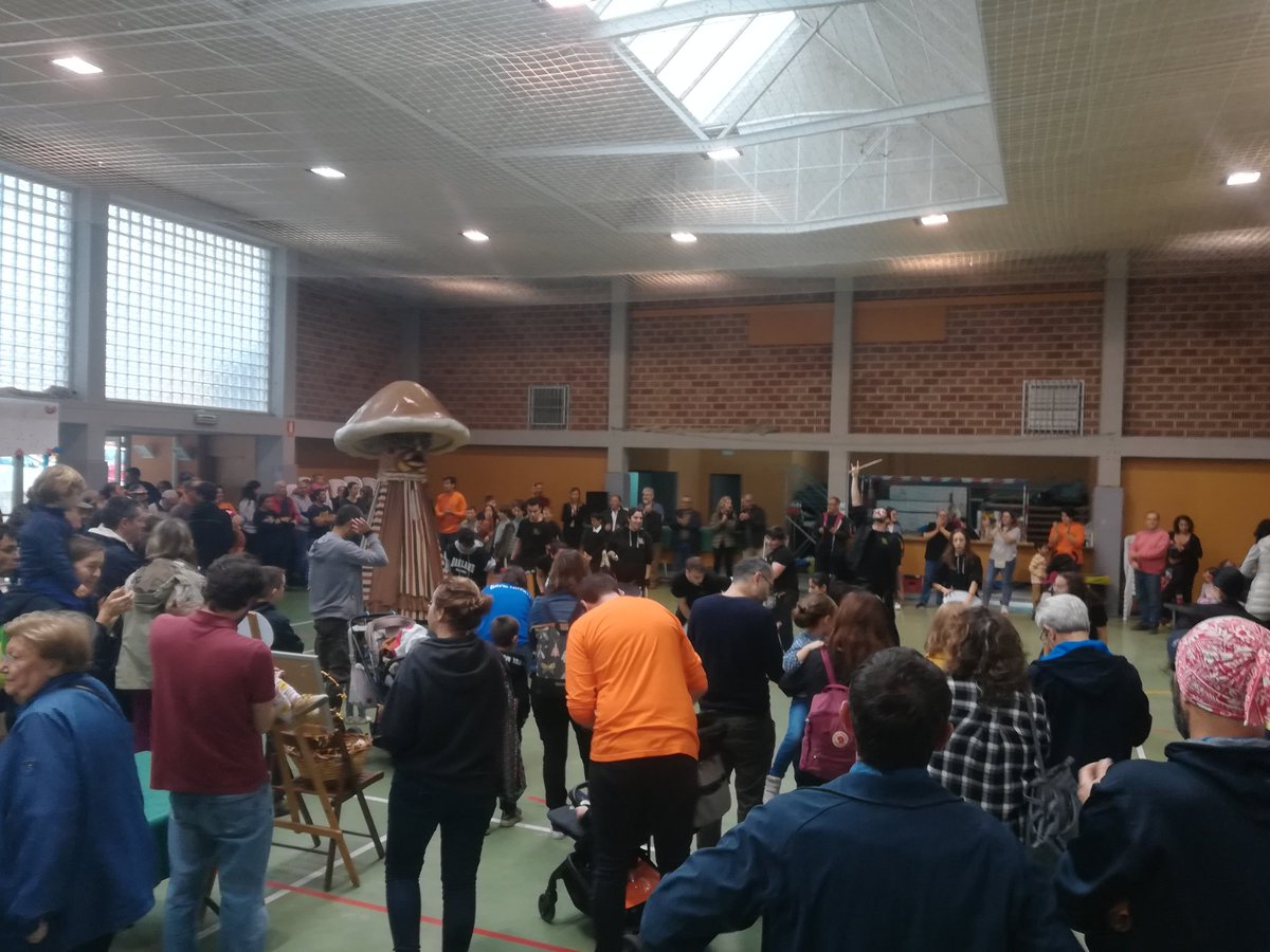 18a #fira #boletus d'#isona

#isonaiconcadellà #pallarsjussa #pallarsjussà #lleida #prepirineu #pirineus #pallaresament #bolets #rovellons