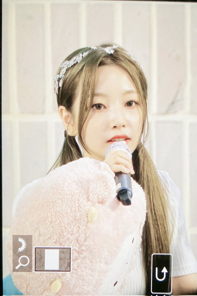 Princess's here! ୨💗୧