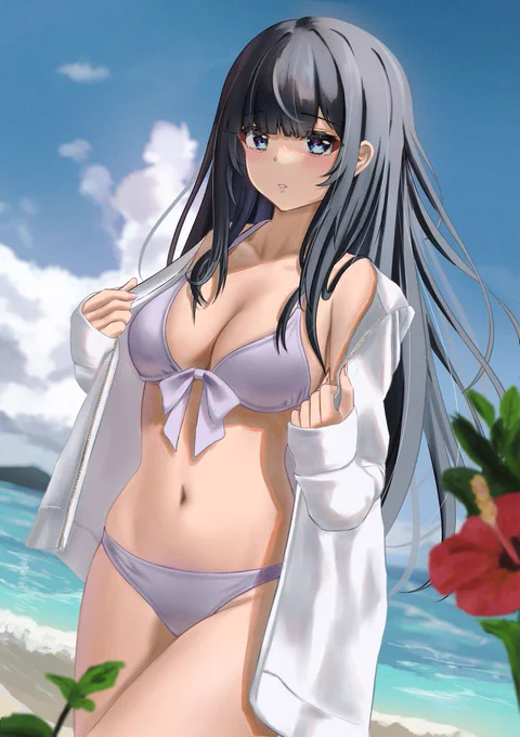 海で、水着で 