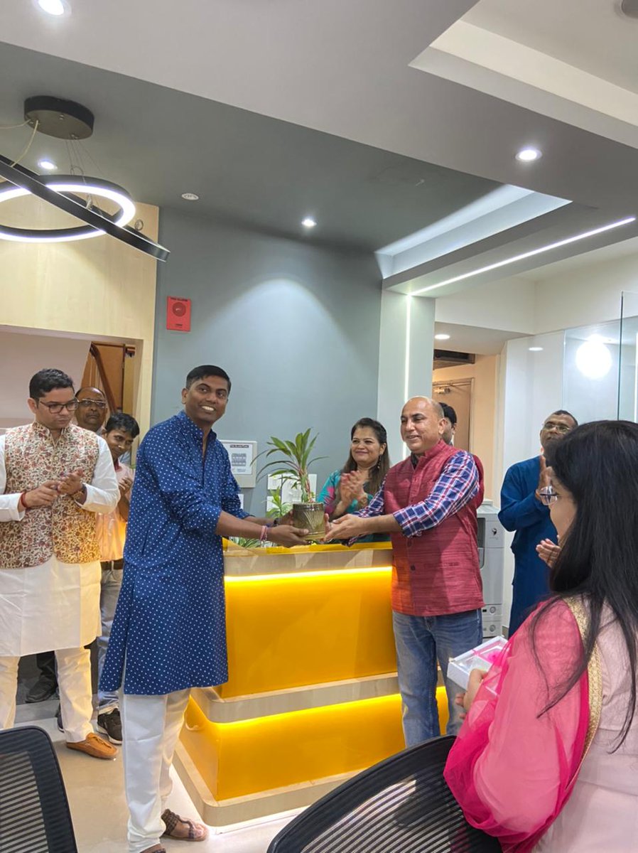IndagRubber's tweet photo. #IndagRubber celebrated #Dhanteras and #Diwali at its Head Office on 21st October 2022.

Starting off with a prayer for everyone's health, the Indag family enjoyed fun activities and a tasty lunch spanning nearly the entire day.

#employeeengagement #Diwali2022 #happydiwali https://t.co/tgzYsDwRfX