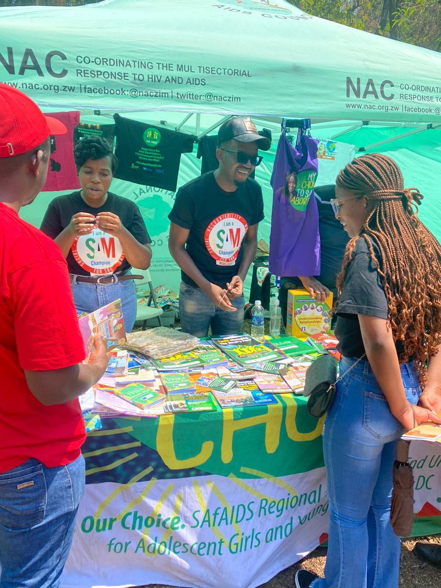 SAfAIDS's tweet photo. SAfAIDS Zimbabwe Country Office supported the exciting #CRAFTFest #CRAFT4Health โCRAFT Festivalโ on 22nd October, raising #SRHR awareness; organized by @SAYWHATOrg with support from @SwedeninZW https://t.co/uuIi1uVgMm