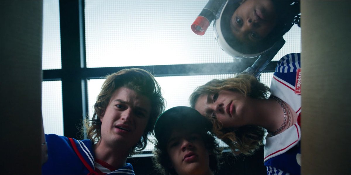 011scenes's tweet photo. pov: it’s summer 2019 and stranger things 3 just got released https://t.co/vuXbVDdbA0