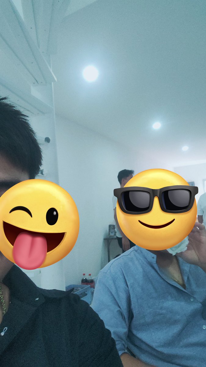 Luckyza90's tweet photo. เมื่อสองเด็กเปรต มาเจอกัน @N_Nls66 
ความเมาจึงบังเกิด 🍻🍻 https://t.co/t1gcBAbgTN