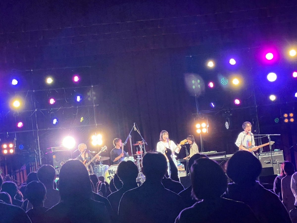Talkie_official's tweet photo. 東北学院大学工学祭
ありがとうございました！🙌
たくさん見に来てくれて嬉しかったです😍
次のライブはナイナイ歌謡祭！遊びにきてね！ https://t.co/xGVqMZ0Kzw