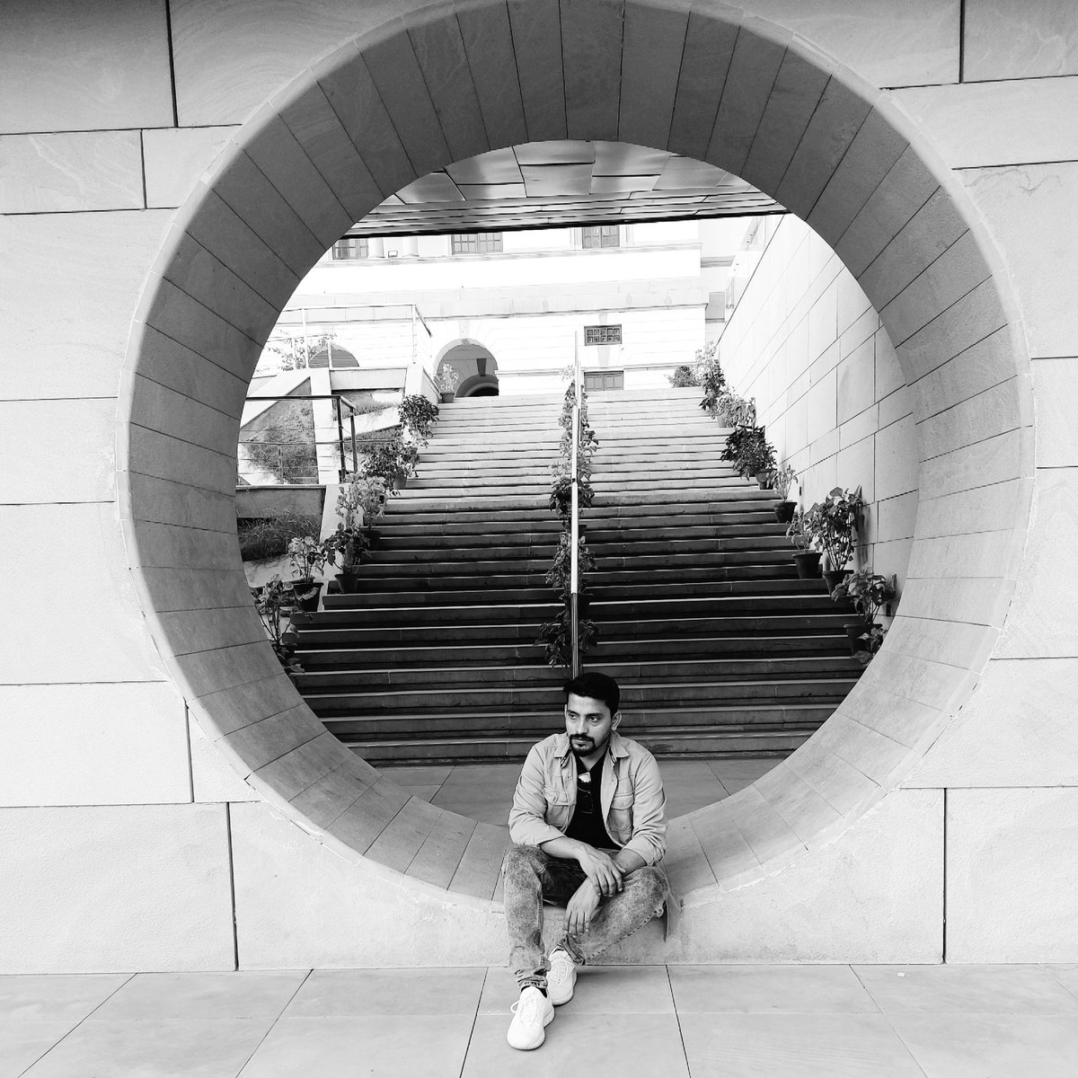 NikashOfficial's tweet photo. #NewProfilePic https://t.co/aZdedu6sEs