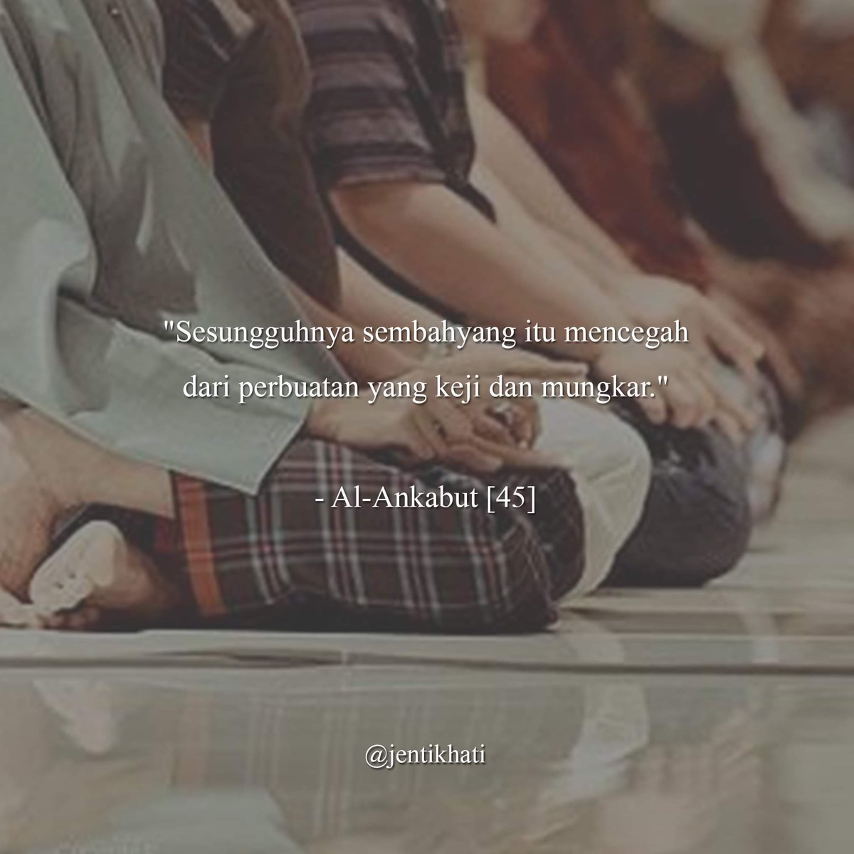 Tolong jaga solat kita. Jahat atau buruk macam mana pun keadaan diri kita, jangan pernah tinggal.

InsyaAllah hidayah itu milik Allah. Tiada yang mustahil di masa akan datang kita dapat berubah menjadi orang yang lebih baik dan hamba Allah yang baik disisiNya. Aamiin.. ❤️🤲