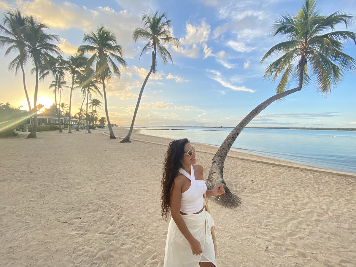 DOMINICANOS: Tienen un país MARAVILLOSO 🌴
Con cariño, una diplomática israelí que está feliz de servir aquí 🇮🇱🤍🇩🇴