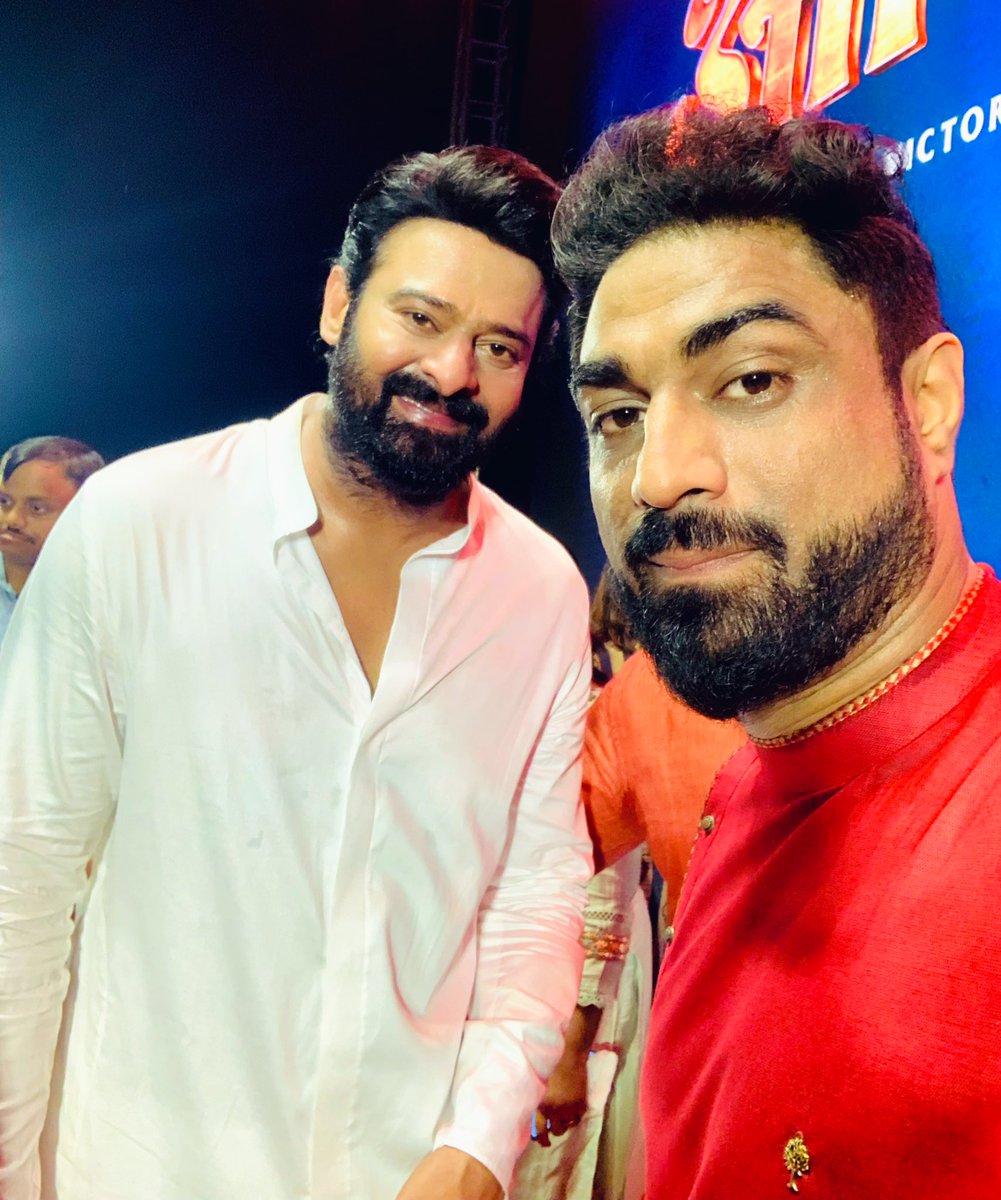 Hosting an event a trailer launch/ music launch with this SUPAAASTAR is always spcl, i feel honored as i hav seen hordes of people queue up for hours for a glimpse of ths ⭐️ Wishin ths gem of a person all the happiness in the world #HappyBirthdayPrabhas #Prabhas #PrabhasBirthday