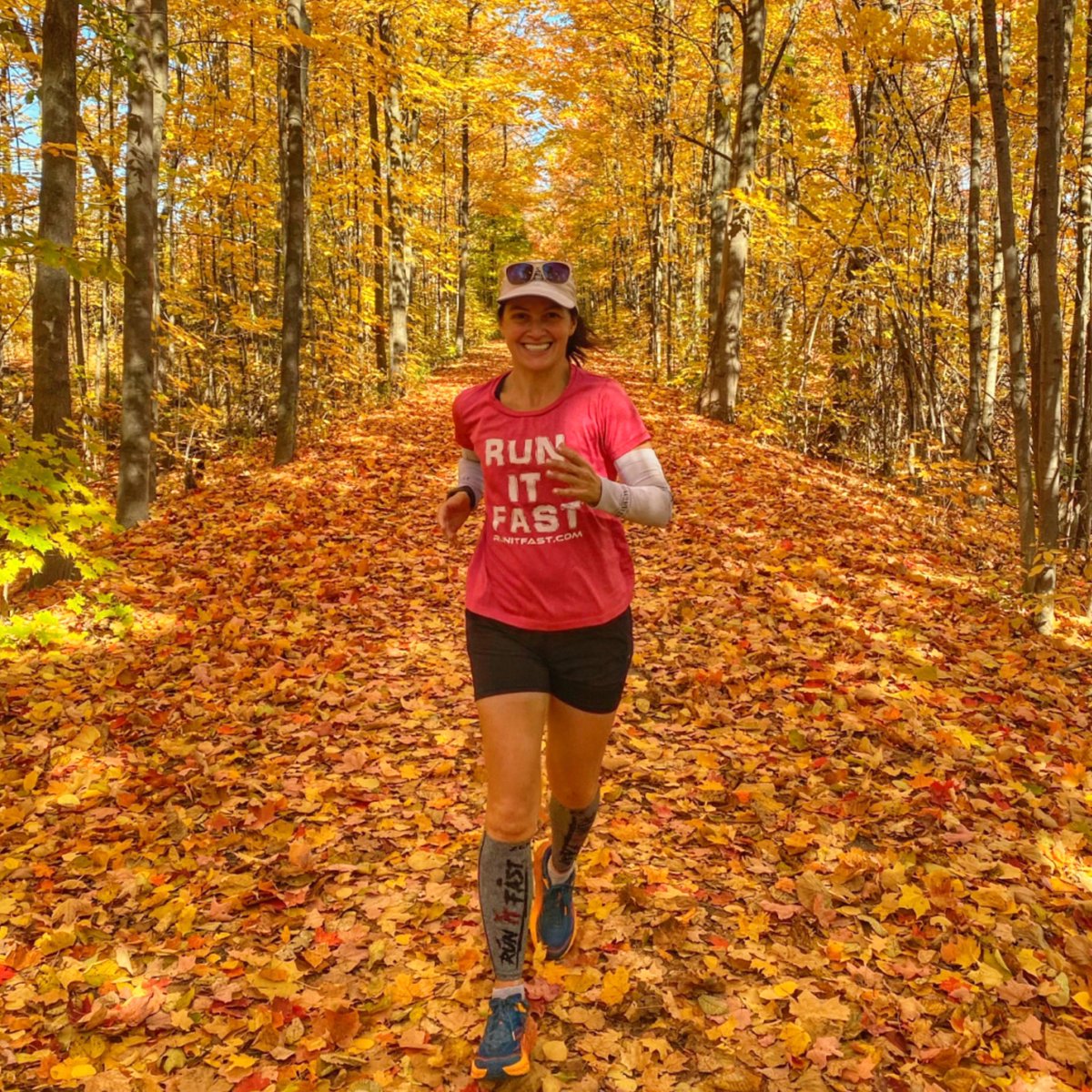 Autumn has been magical so far. Happy Sunday. #runitfast #ultrarunners #fallinontario