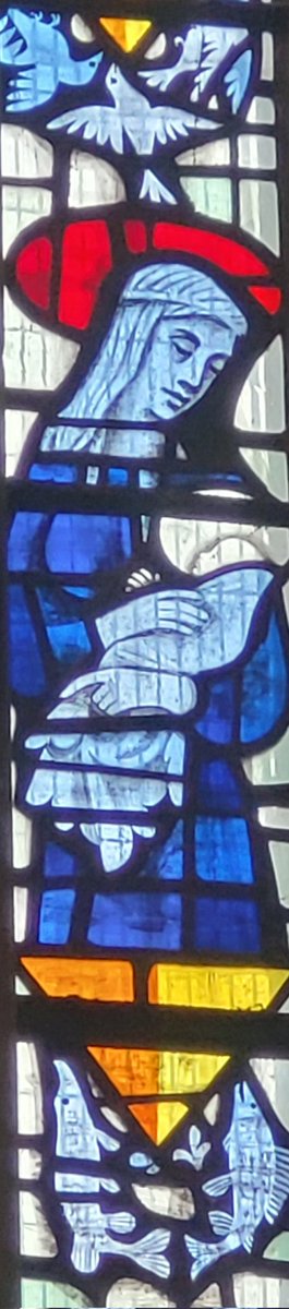 AlabasterMiss's tweet photo. Beautiful figures of saints & biblical figures at the edges & a pair of censing angels at the top #HarryStammers #StainedGlassSunday #stainedglass https://t.co/44E247O5Hj