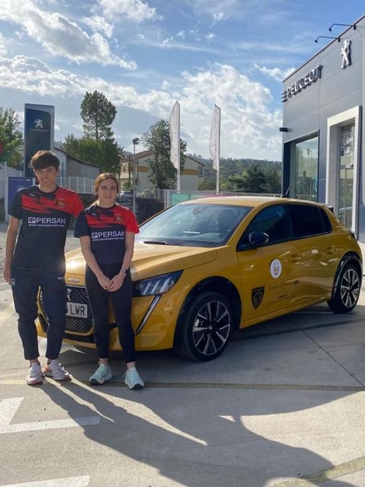 Peugeot Stellantis &amp; YOU Orense nuevo colaborador del Club Ourense Atletismo dlvr.it/SbZVfv