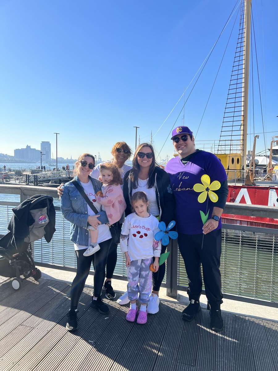 GreenwichAP22's tweet photo. A beautiful day for a beautiful cause! Showing some New Leb love at the Walk to END Alzheimerโs! ๐ #ENDALZ #NewLeb @GPSDistrict @DrJones_GPS @NewLebAP22 @NewLebAP @NewLebPrincipal https://t.co/GRcLBBJv8v
