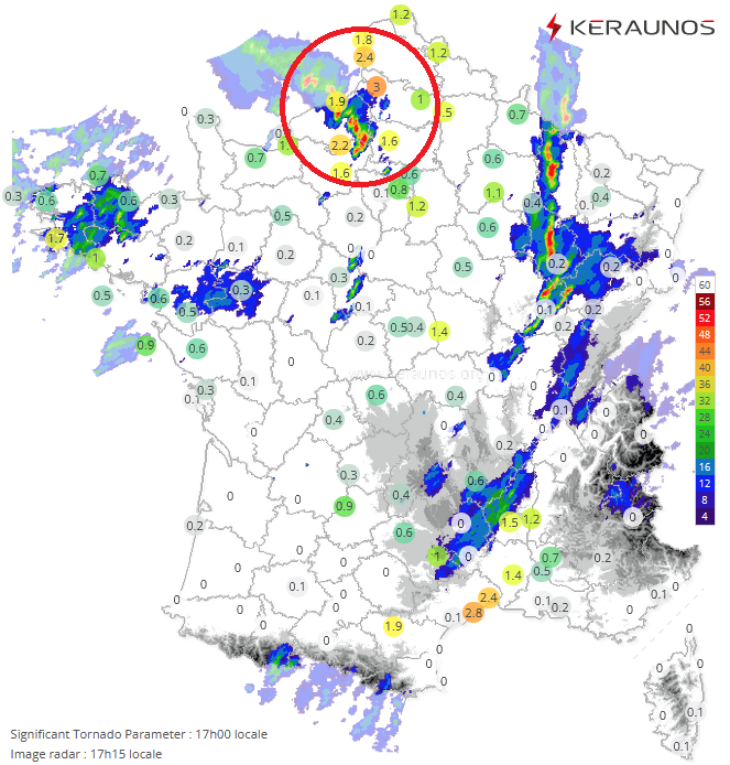 Les puissants #orages normands qui abordent les #hautsdefrance s'alimentent dans une masse d'air instable et très cisaillée. Résultat : à 17h, le potentiel de #tornade affiche des valeurs significatives (> 1). Risque également de fortes rafales (136 km/h dans l'#Eure sous orage). 