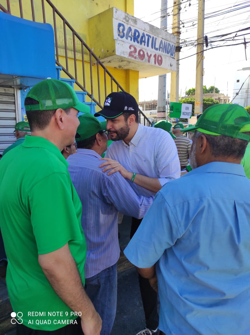 rafaelpazRD's tweet photo. Con la #FuerzaDelPueblo ¡Venceremos! https://t.co/aGiYye8ahv