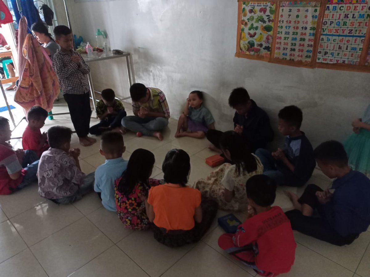NobelBangsa's tweet photo. mohon sedikit kasih dan bantuannya bapak/ibu donatur dermawan kepada anak-anak yatim-piatu binaan panti asuhan kita.🙏🙏https://t.co/ALC41t7o6a https://t.co/9n9ciwwRKd