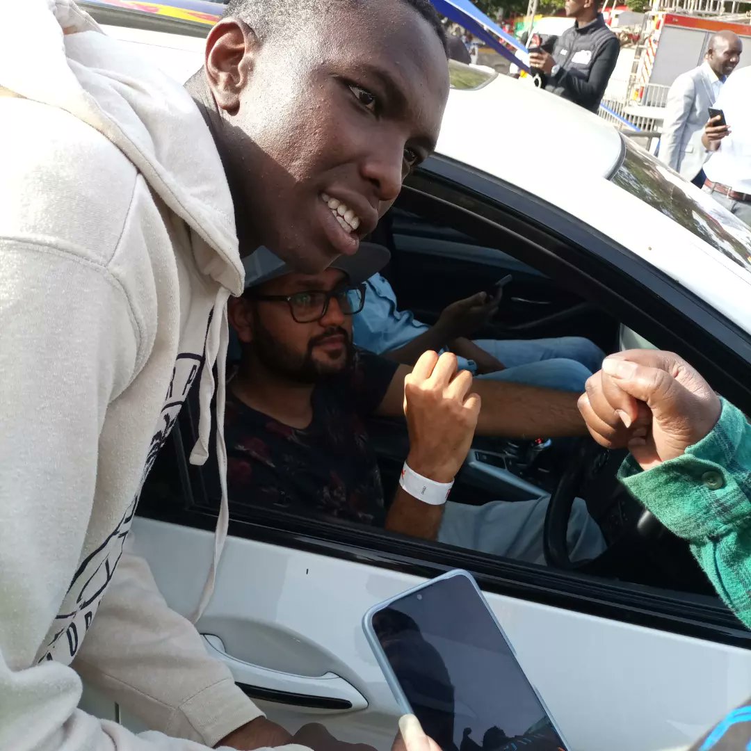 POTENTdynamics's tweet photo. BMW AMG
Good vibes and great cars
#SpaceYaMagari
#KICC
#Diggermotorshow
#redbullke https://t.co/lwYxfbeiuo