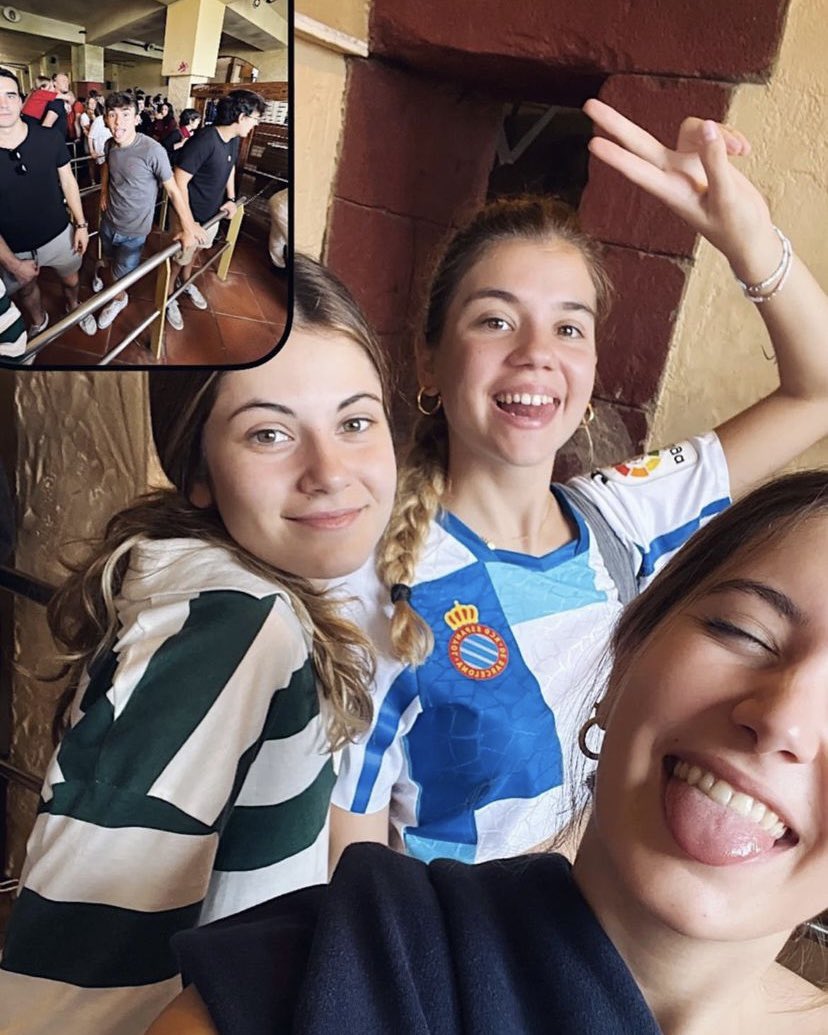 ComunidadResa's tweet photo. ¡Último día en @Portaventura_ES! Yeah!! 🤩🙌🥳🔥💚 #ResaHub https://t.co/pKe5kq8qyS