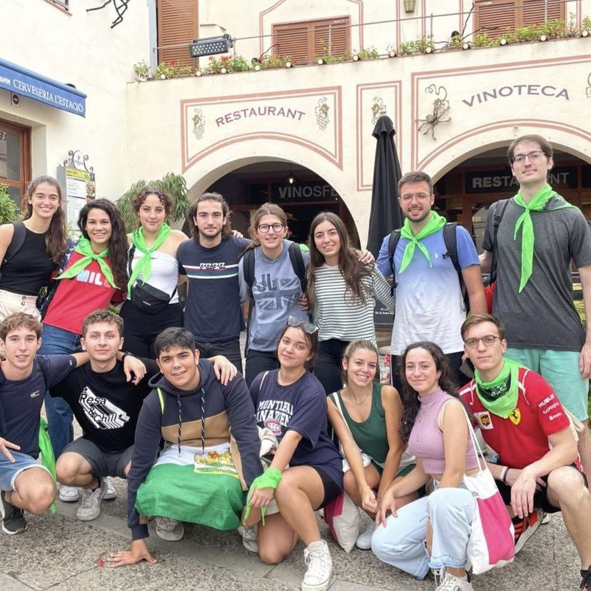 ComunidadResa's tweet photo. ¡Último día en @Portaventura_ES! Yeah!! 🤩🙌🥳🔥💚 #ResaHub https://t.co/pKe5kq8qyS
