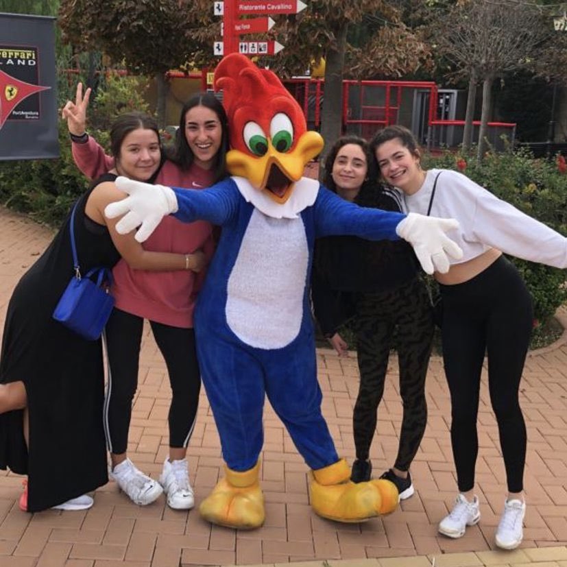 ComunidadResa's tweet photo. ¡Último día en @Portaventura_ES! Yeah!! 🤩🙌🥳🔥💚 #ResaHub https://t.co/pKe5kq8qyS