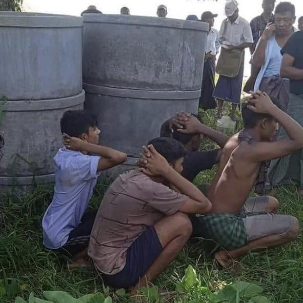54 #Rohingya Arrested

Junta arrested 37 Rohingya men, 13 women and 4 minors in Ayeyarwady Region’s Ma-ubin Township on Oct 22nd. The victims were on a boat and were captured near Shwe Taung Maw port between Kjwe Doun &amp; Au’ Htoun villages, <a href="/arakan_express/">The Arakan Express News</a> reports.