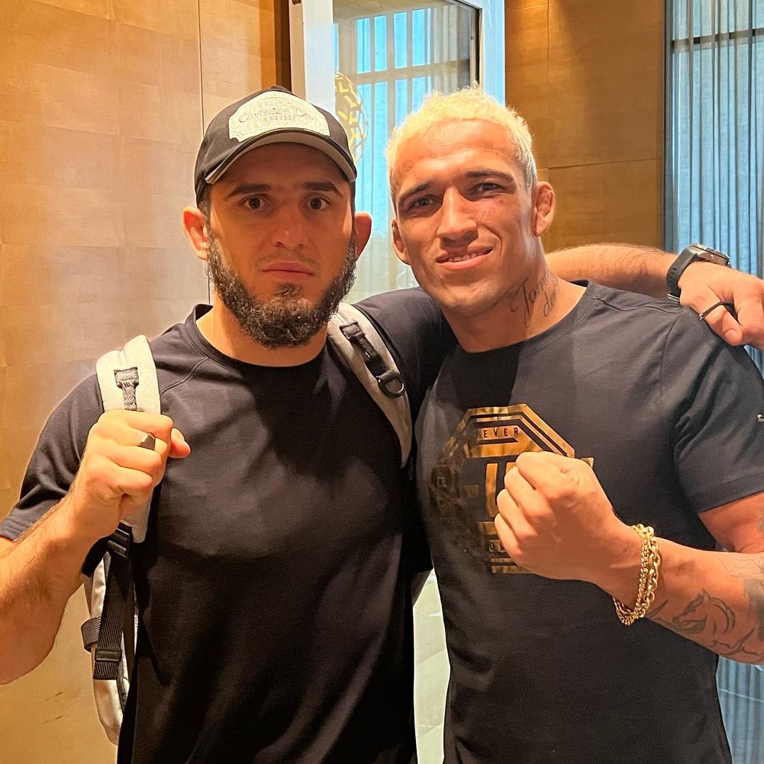 Respect between two of lightweight's best. 🤝 #UFC280 📸 h/t @MakhachevMMA