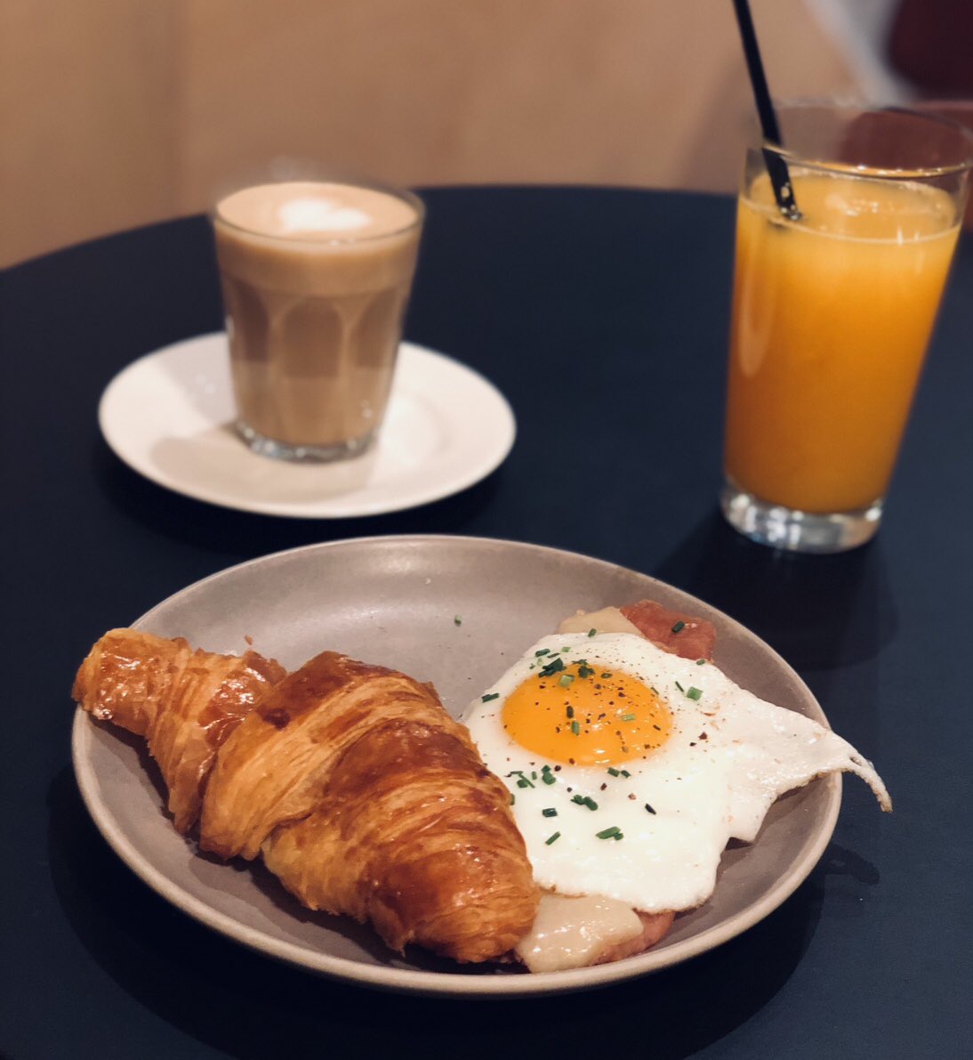 bycafecrem tweet media