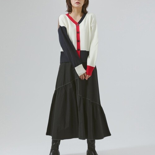 長澤まさみ さん衣装】 📺新ドラマ #エルピス/ «明日22:00スタート