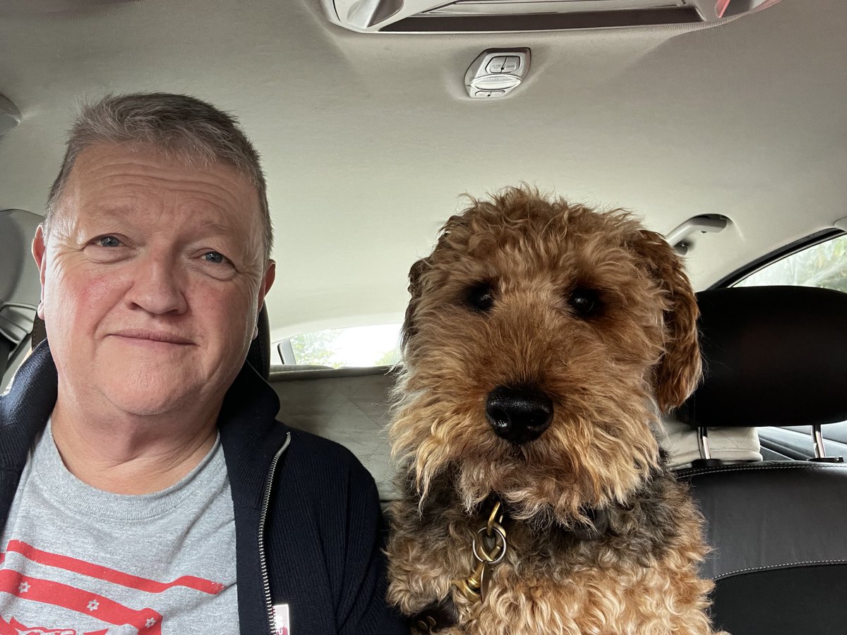 marcvjones's tweet photo. Falch i fod adre ar ôl penwythnos brysur a buddiol yn Llandudno #plaid22. Diolch am yr holl negeseuon a’r geiriau caredig - gyda’n gilydd gallwn gyflawni gymaint. @Plaid_Cymru https://t.co/qFfWCX6AvQ