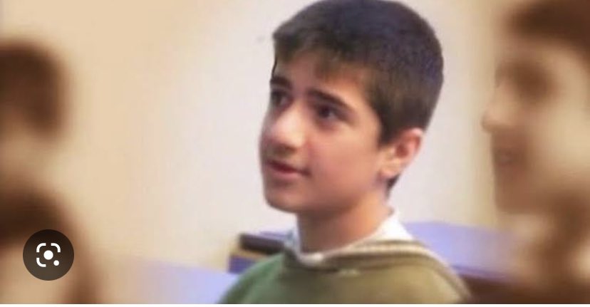Yasin Börü #Diyarbekir’in yüz akıdır. Mazlumlara ve mahrumlara kurban eti dağıtırken zalimler tarafından katledildi.

Sayın Cumhurbaşkanından Şehit Yasin Börü’nün ismini Diyarbakır Havalimanına ya da Millet Bahçesine vermesini istiyoruz.<a href="/RTErdogan/">Recep Tayyip Erdoğan</a>