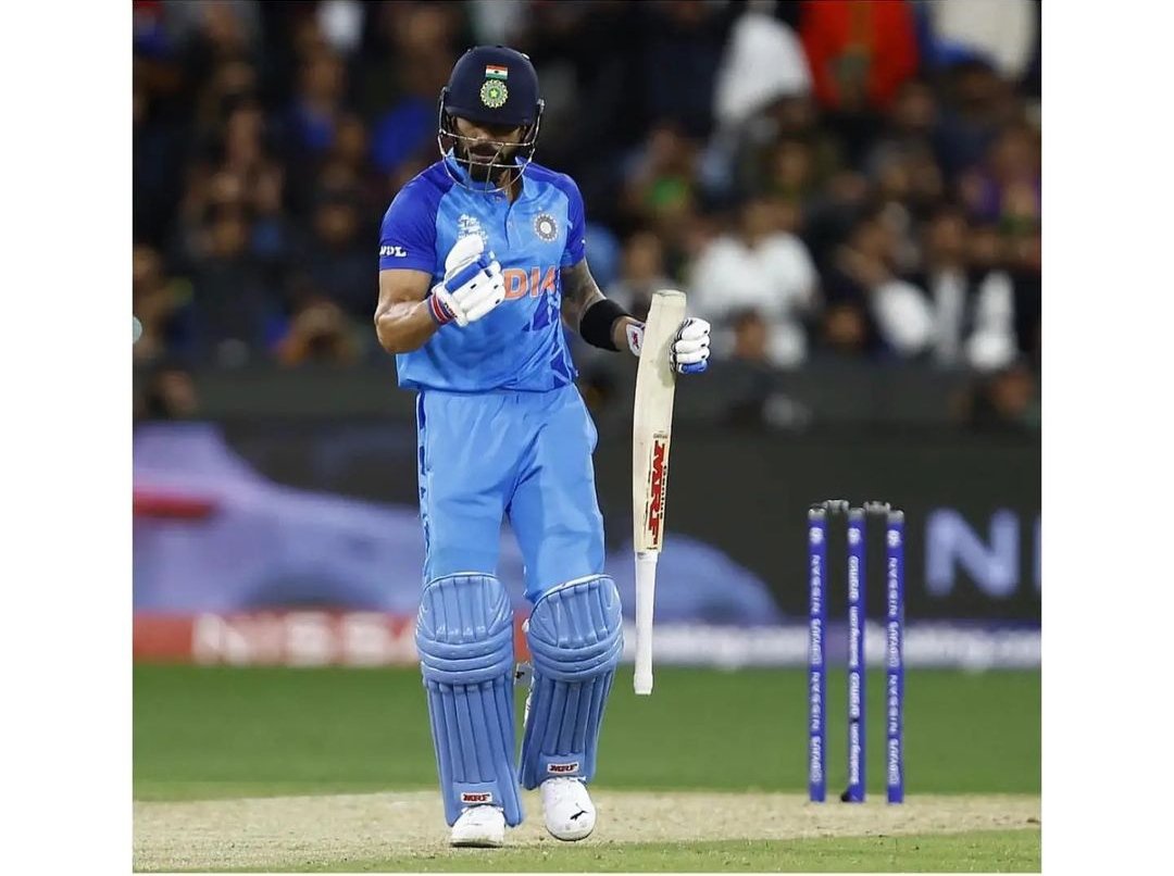 imrajaaa_'s tweet photo. The leader's knock💥⚡
@imVkohli 
#T20WorldCup2022 
#INDvsPAK2022 https://t.co/xZlhcZKbqN