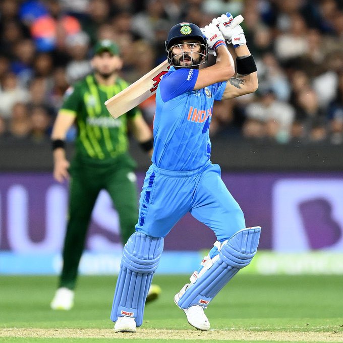Belle_Mishy's tweet photo. Team India “Kohli”fied over 🇵🇰
Congratulations boys - Proud moment ❤️
#ViratKohli 
#indvspakmatch #T20WC2022 #India #ICCT20WorldCup @cricketworldcup @ICC #INDvsPAK2022 #CricketLive #CricketWorldCup https://t.co/eF5OoAXpZi