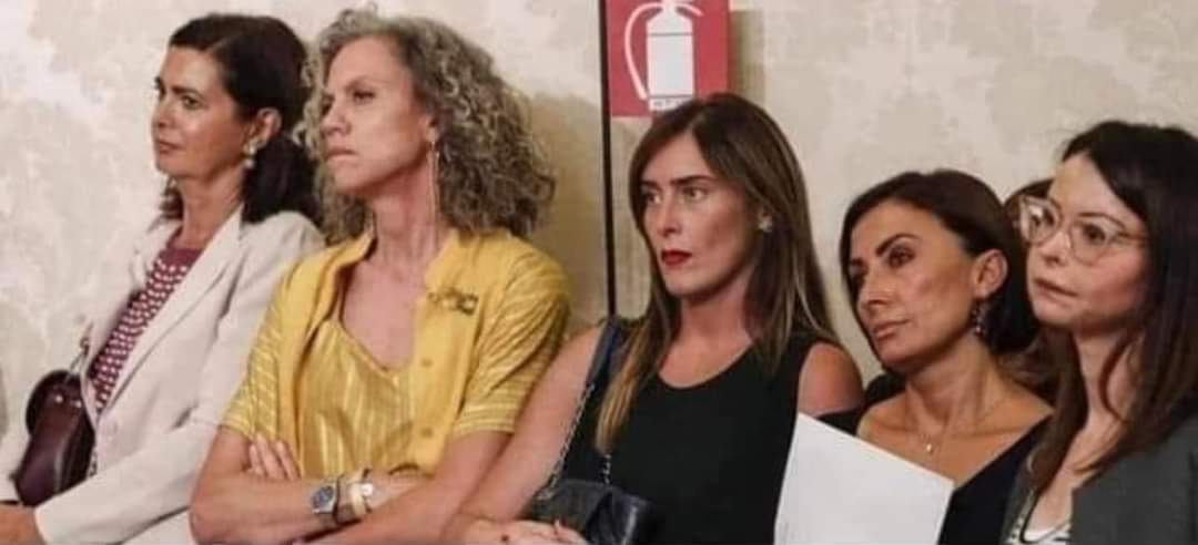 chiara_979's tweet photo. L'incontenibile gioia delle donne di sinistra. Nessuna di loro si è ancora complimentata pubblicamente con @GiorgiaMeloni. Femministe quando conviene a loro. https://t.co/51Ntgz6Hqs