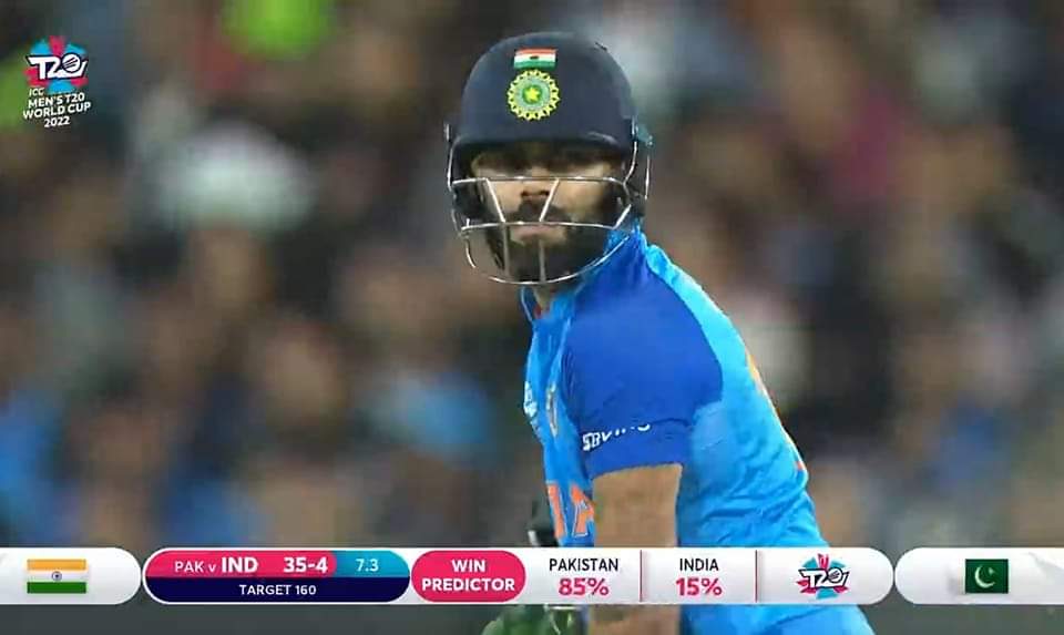NrjNambo's tweet photo. Win Predictor Showed Pakistan 85% And India 15%
From #ViratKohli turned 🙌 King For A Reason ❤️
#ViratKohli #INDvsPAK2022 #indvspakmatch #Worlds2022 #CricketWorldCup #WinPredictor https://t.co/ed1IpszbTk