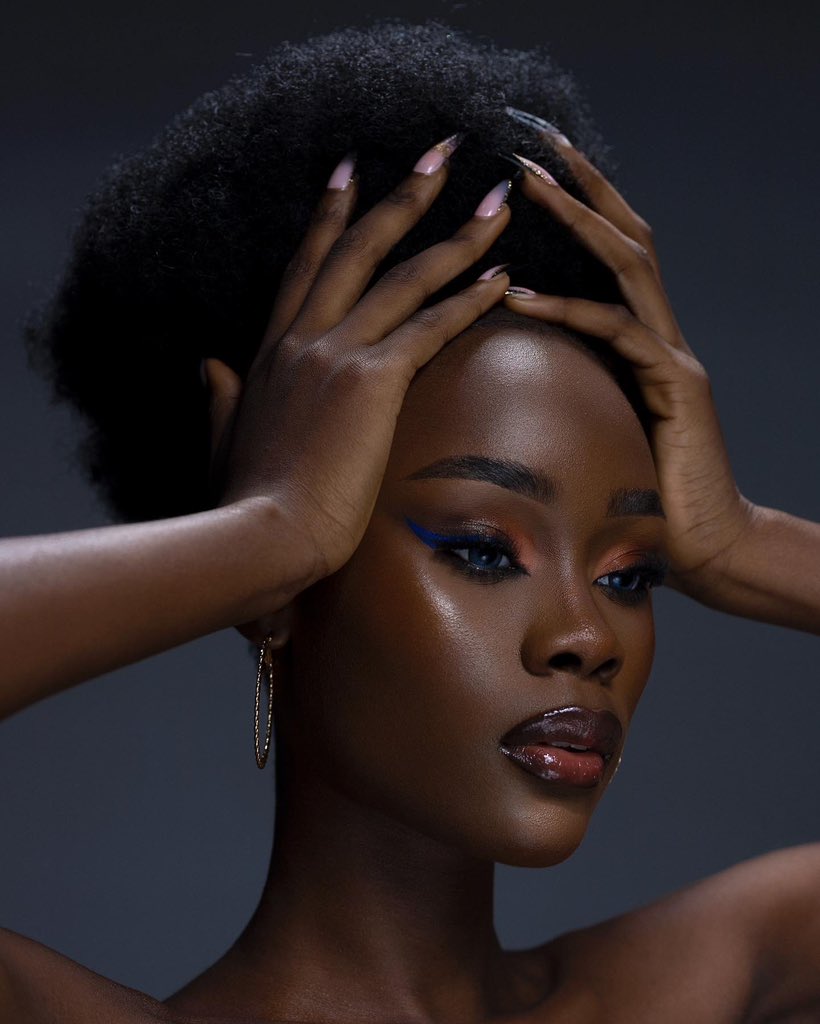 Roy Ayomide Studios tweet media