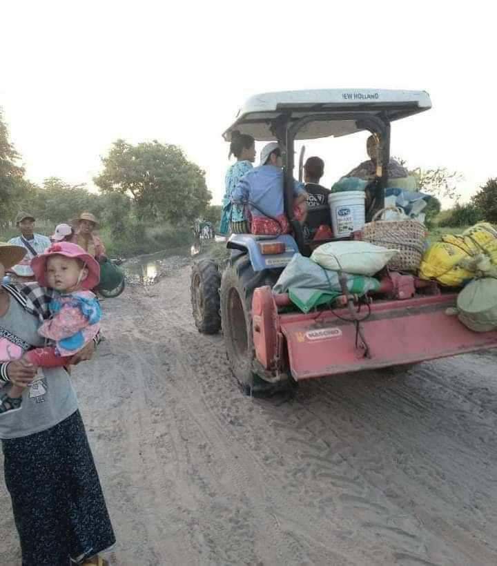 katycho22222's tweet photo. In #HanLin, Pyu ancient city, one of the UNESCO world heritage sites, junta soldiers launched an offensive and shelled artilleries to the nearby villages so that over thousands of residents from about 20 villages had to flee. #2022Oct23Coup   #WhatsHappeningInMyanmar https://t.co/VqwOC9XUDr