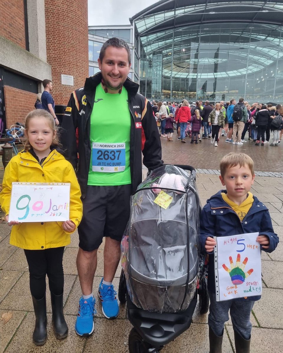 JamiePuddAllen's tweet photo. A rather wet @runnorwich completed. Beat my target over doing it in under an hour so really pleased with that! Couldn’t of done it without my support from my little cheering squad with their signs ❤️🏅🏃🏻‍♂️ https://t.co/Yu6vN4nqRl